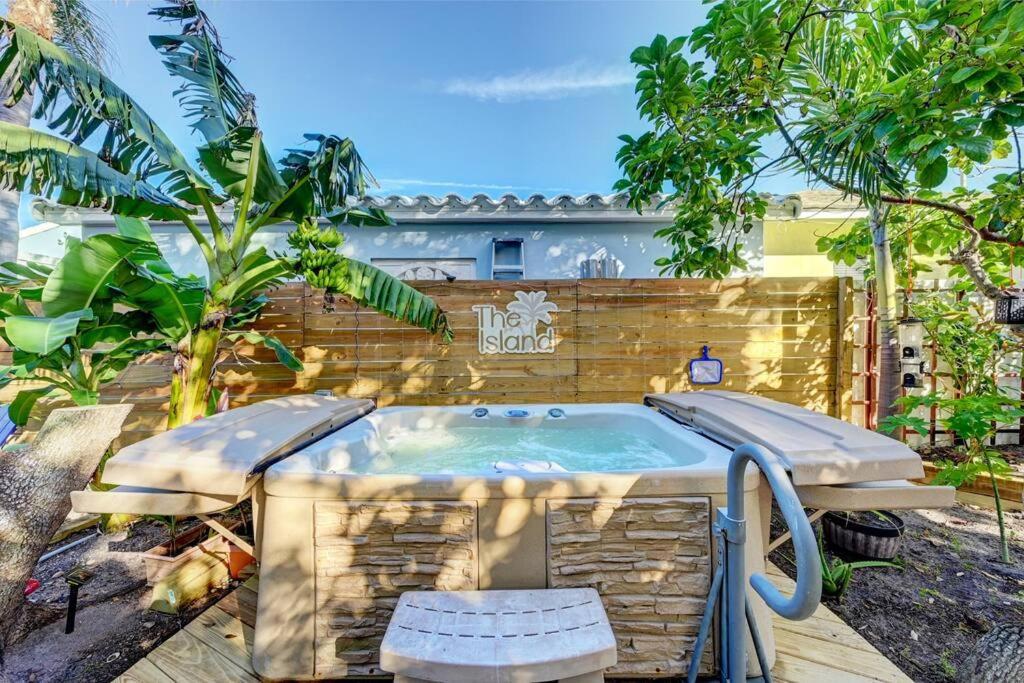 Garden Beach Studio @The Island Deerfield Beach Eksteriør billede
